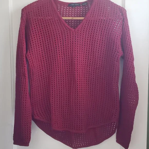 EUC Lightweight open weave women's red sweater - Picture 7 of 8